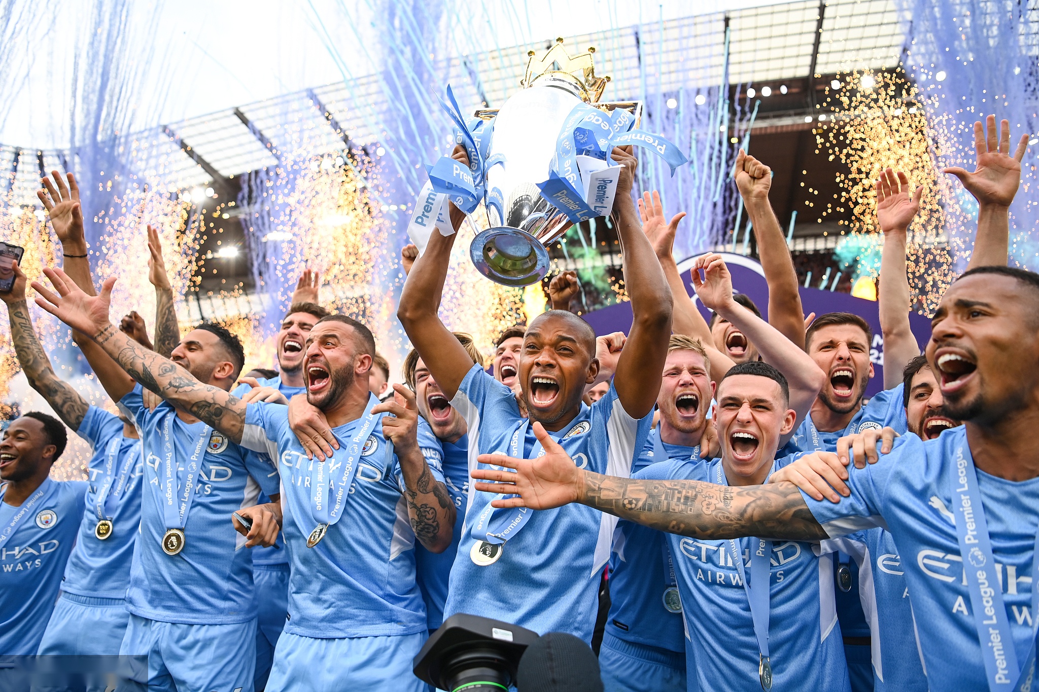 用的充分肯 用的充分肯